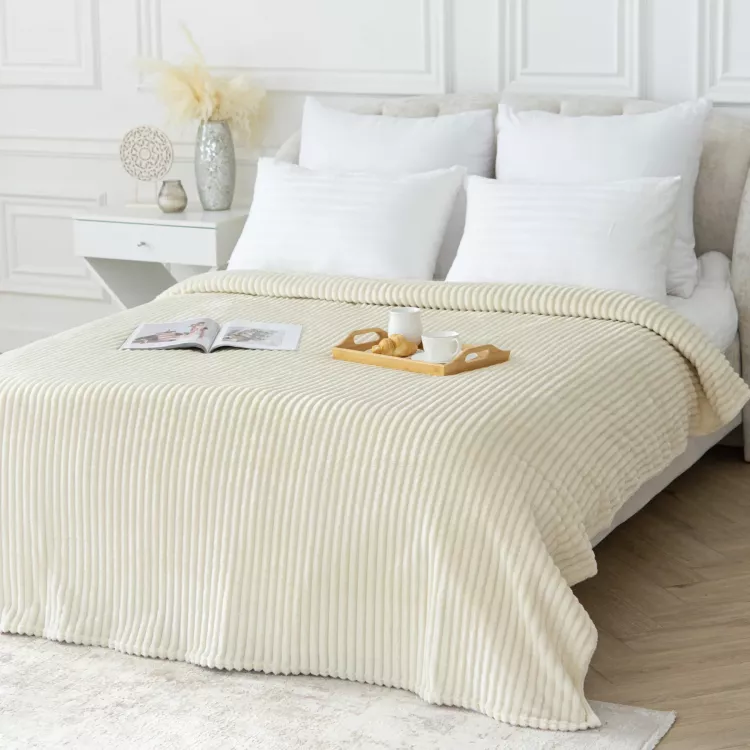 Вертикаль(пломбир) плед велсофт тубус