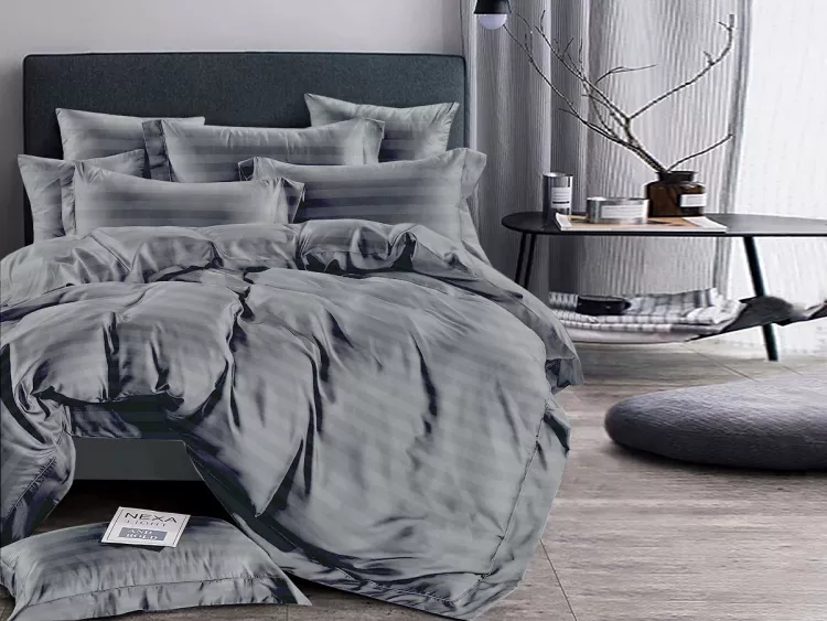 Серебристо-серый КПБ полисатин-страйп