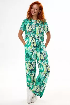 Костюм женский Экзотика 2
